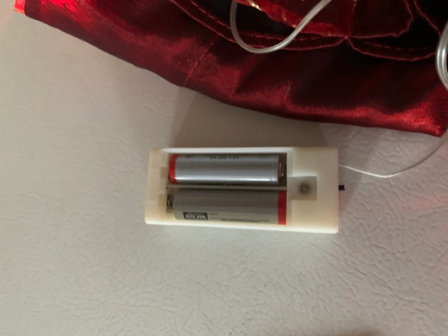 Red LED Christmas Table Runner image indicator(3)