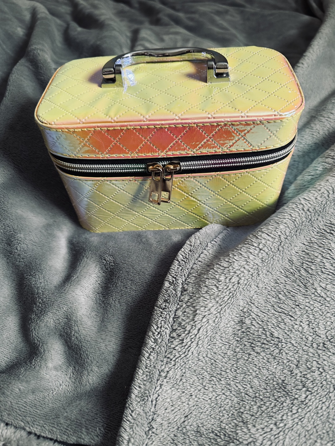 Pastel iridescent quilted cosmetic case