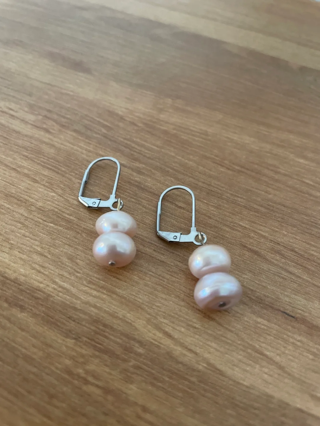 New Freshwater Pearls Drop Earrings image indicator(2)