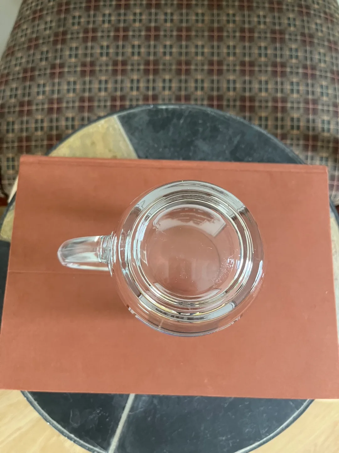 Vintage Gold-Accented Glass Mug with Ship Design image indicator(5)