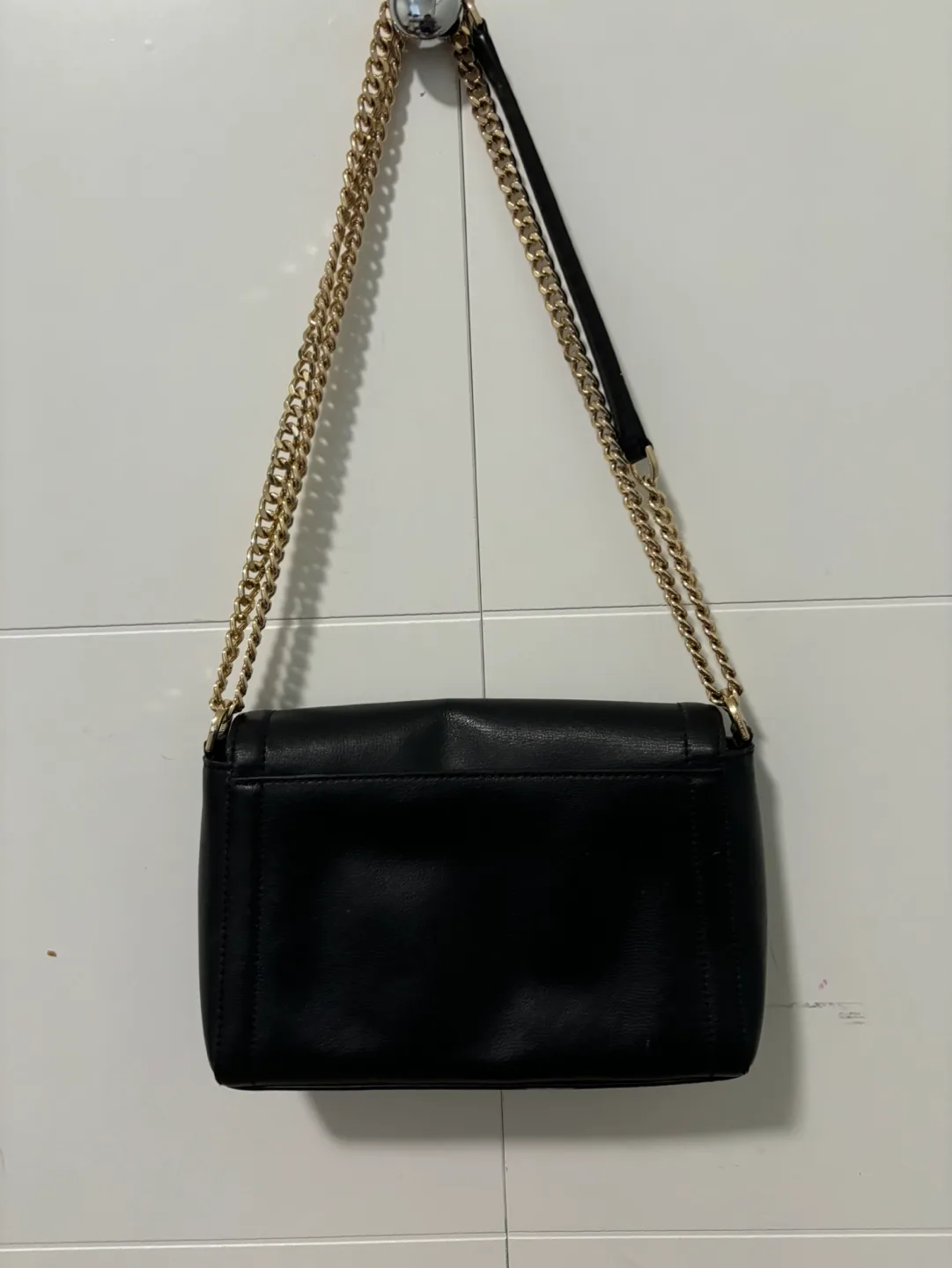 Michael Kors Black Chain Strap Shoulder Bag image indicator(2)
