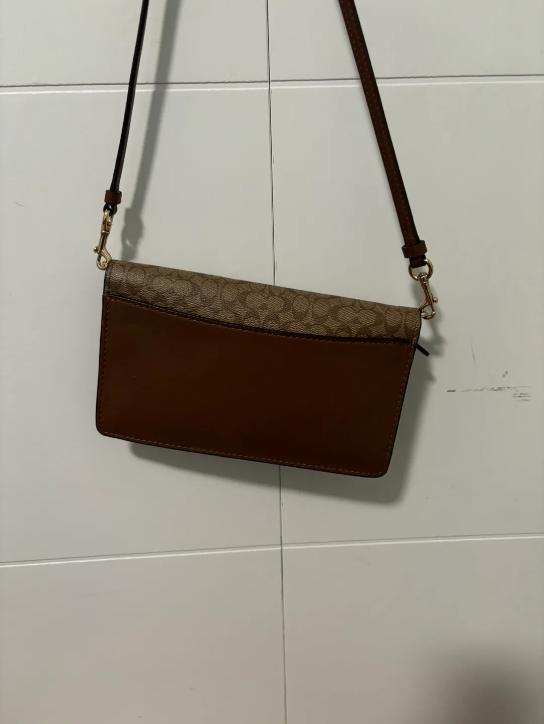 Coach Brown Signature Canvas Crossbody Bag image indicator(3)