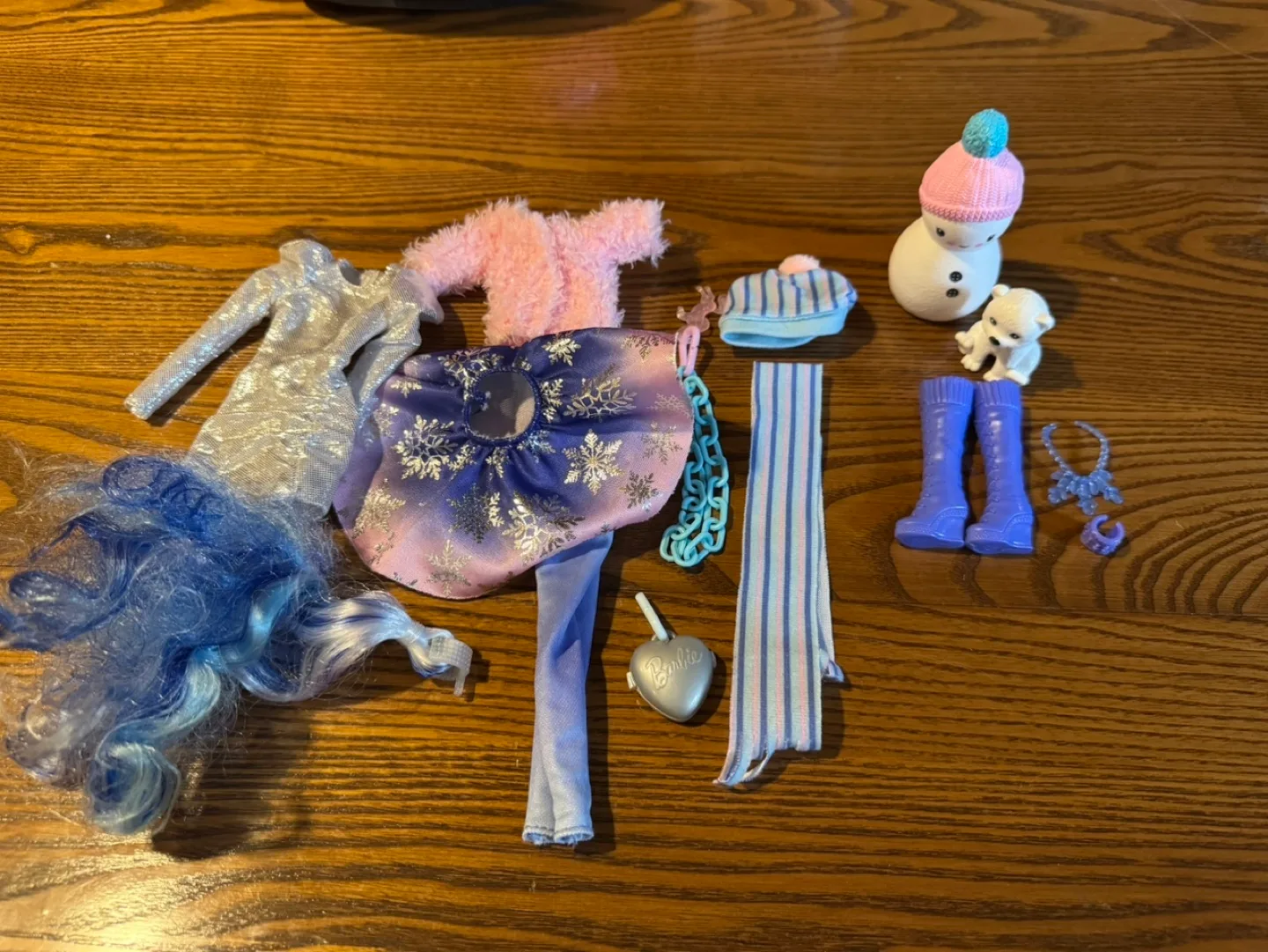 Colour revel winter Barbie image indicator(3)