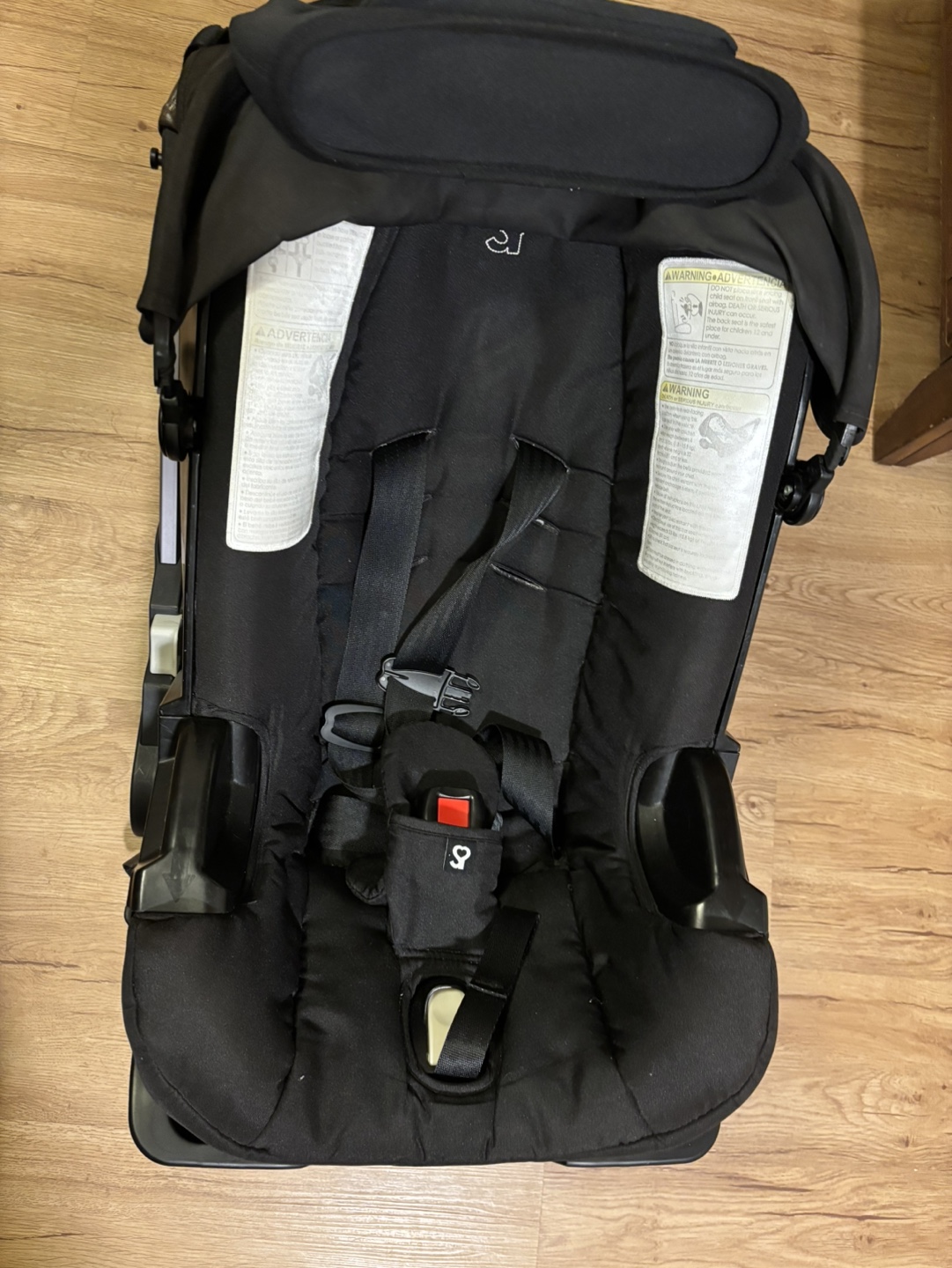 Doona Infant Car Seat and Stroller - photo 2
