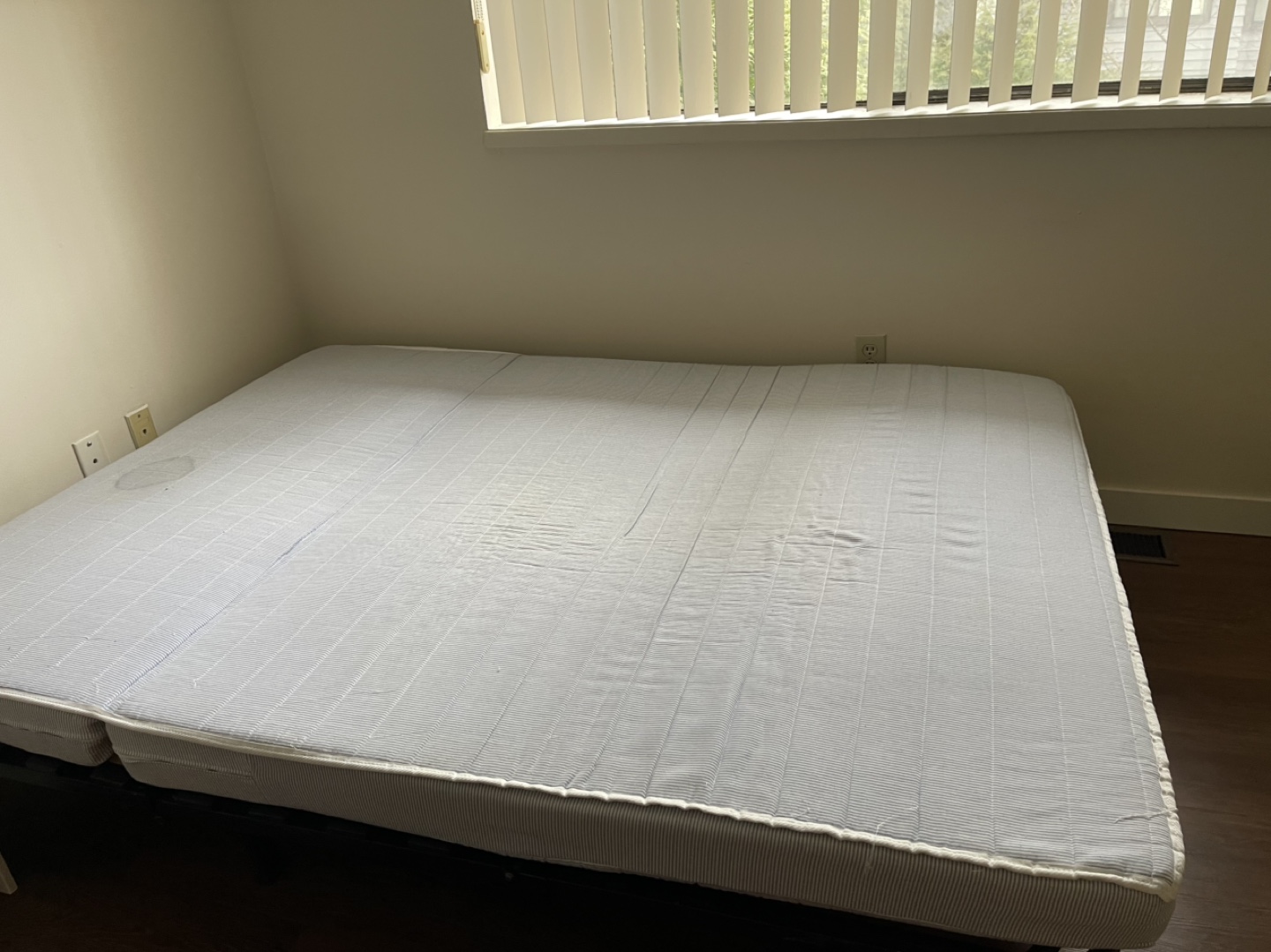 IKEA Friheten Sofa Bed with Mattress - photo 3