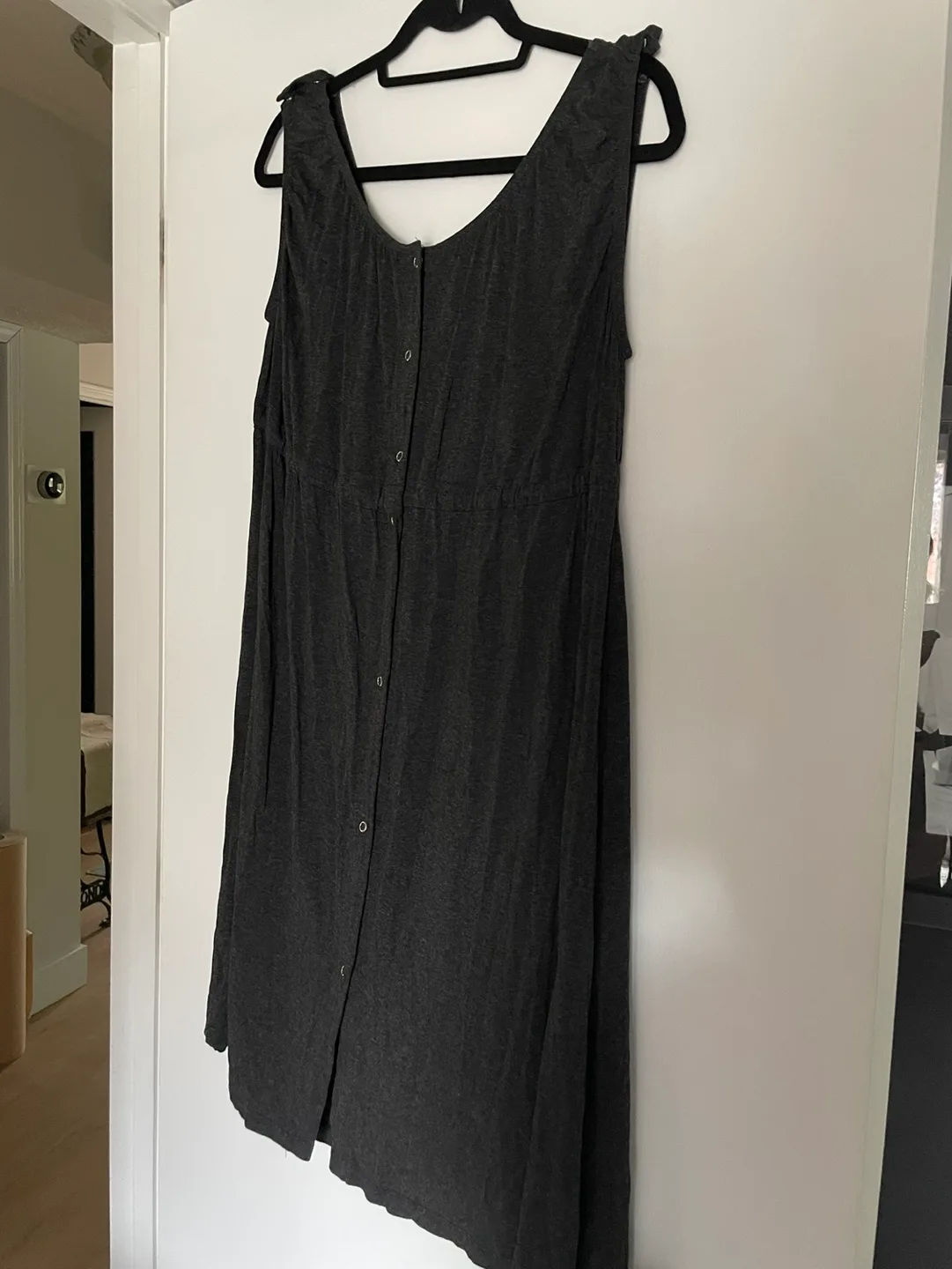 Happy Mama Delivery and Nursing Gown, charcoal grey, size XL image indicator(4)