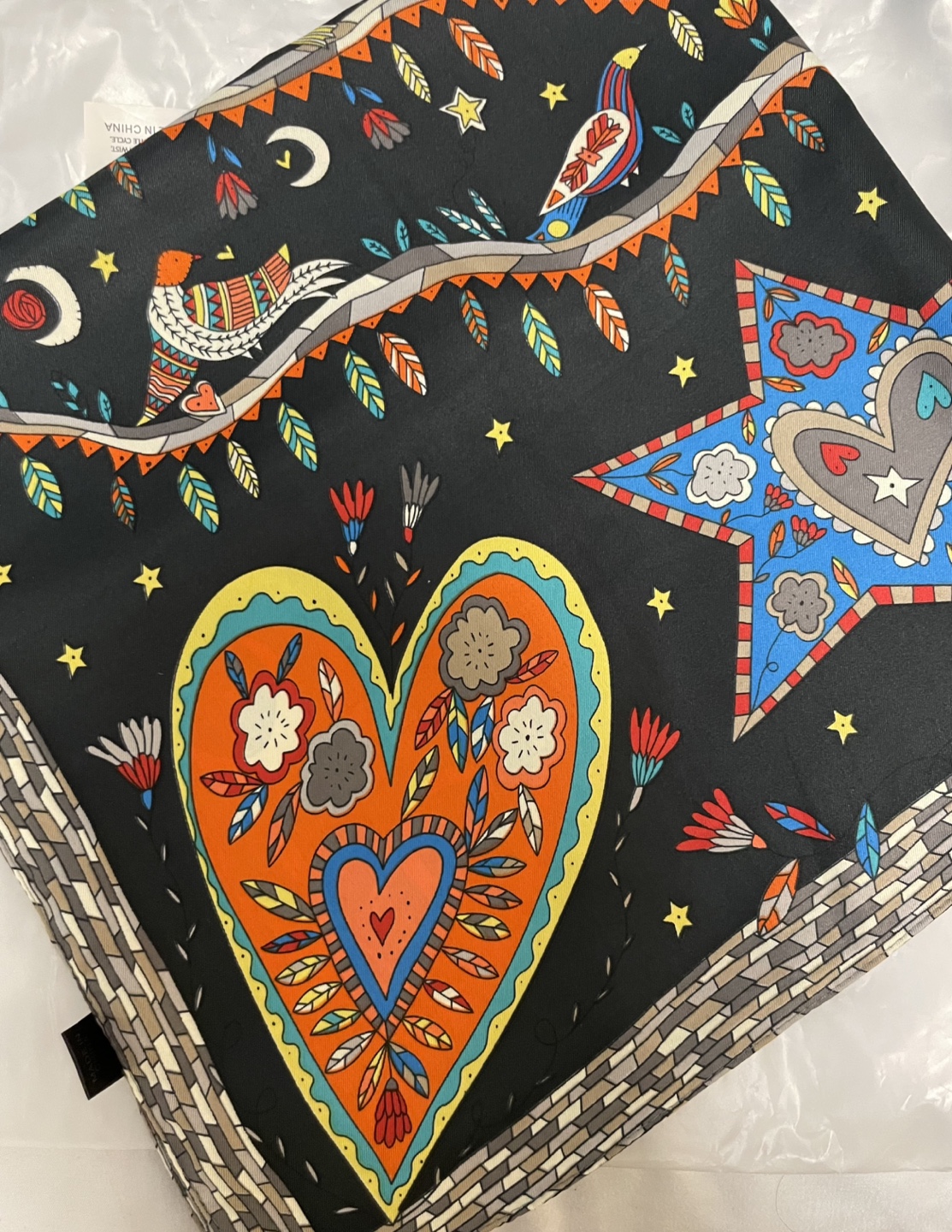 Scarf with Birds and Hearts Print - photo 3