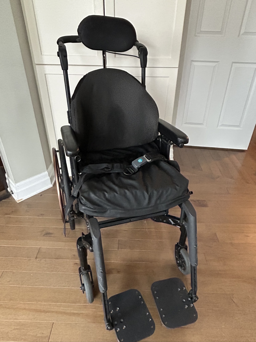 FUZET50 Tilt Wheelchair - photo 4
