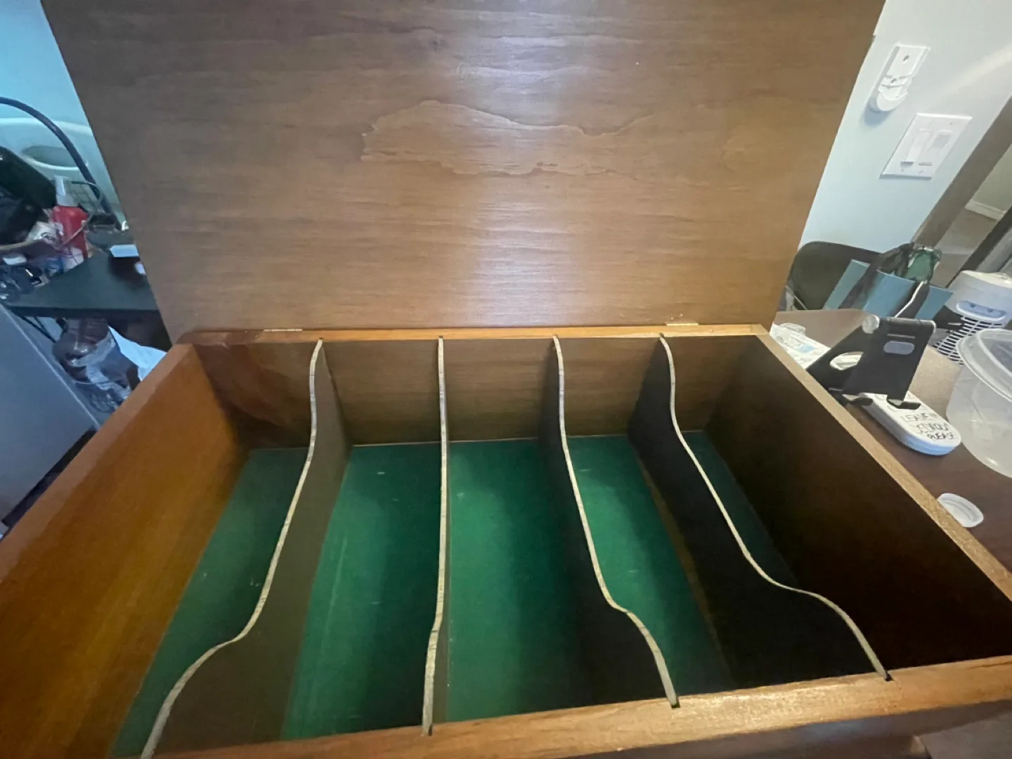 Vintage Hockey Memorabilia Box image indicator(3)