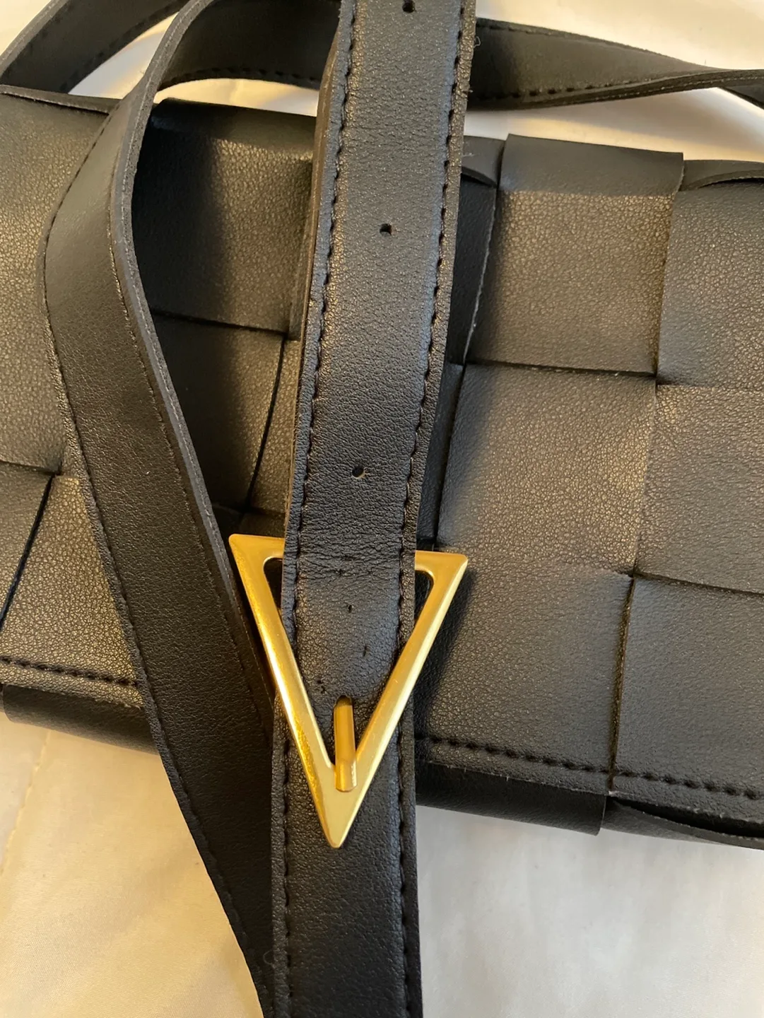New Black Woven Crossbody Bag image indicator(3)