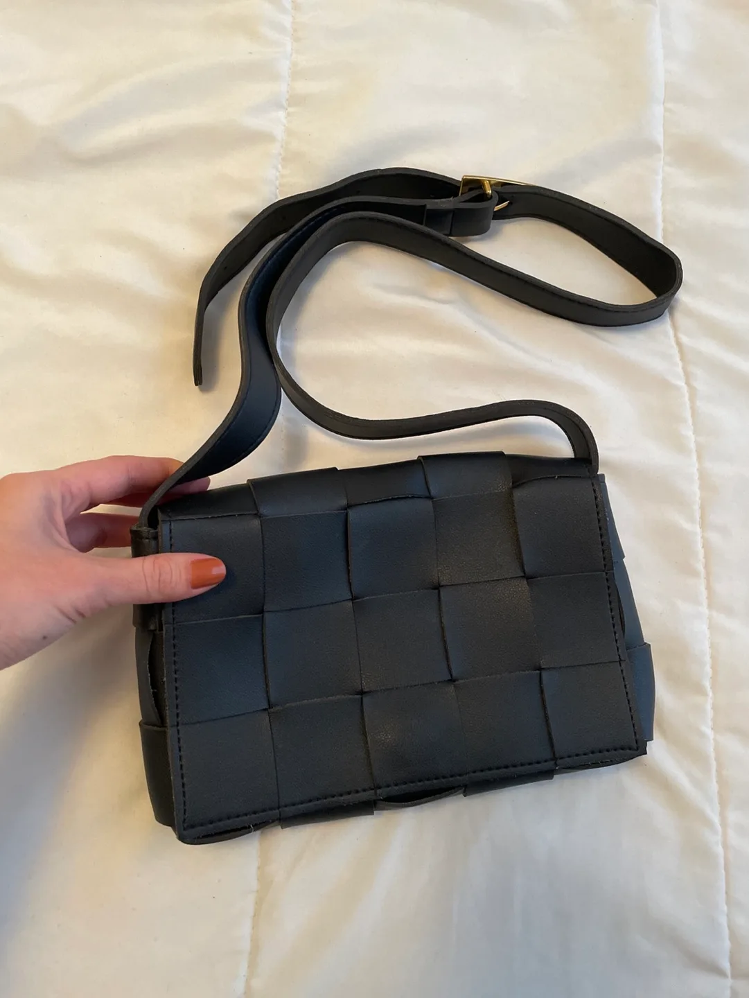 New Black Woven Crossbody Bag image indicator(2)