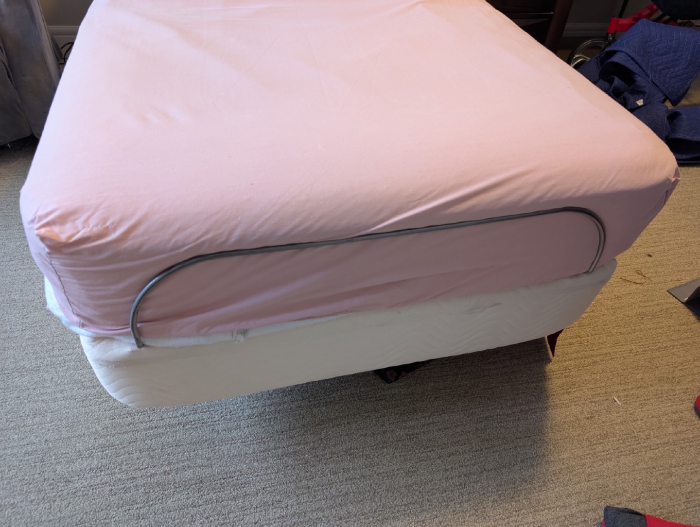 Ultramatic Adjustable Bed with Remote - photo 5