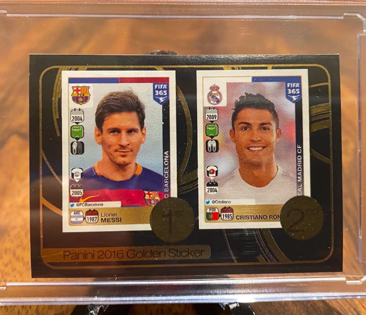 Panini 2016 Golden Sticker - Messi & Ronaldo thumbnail