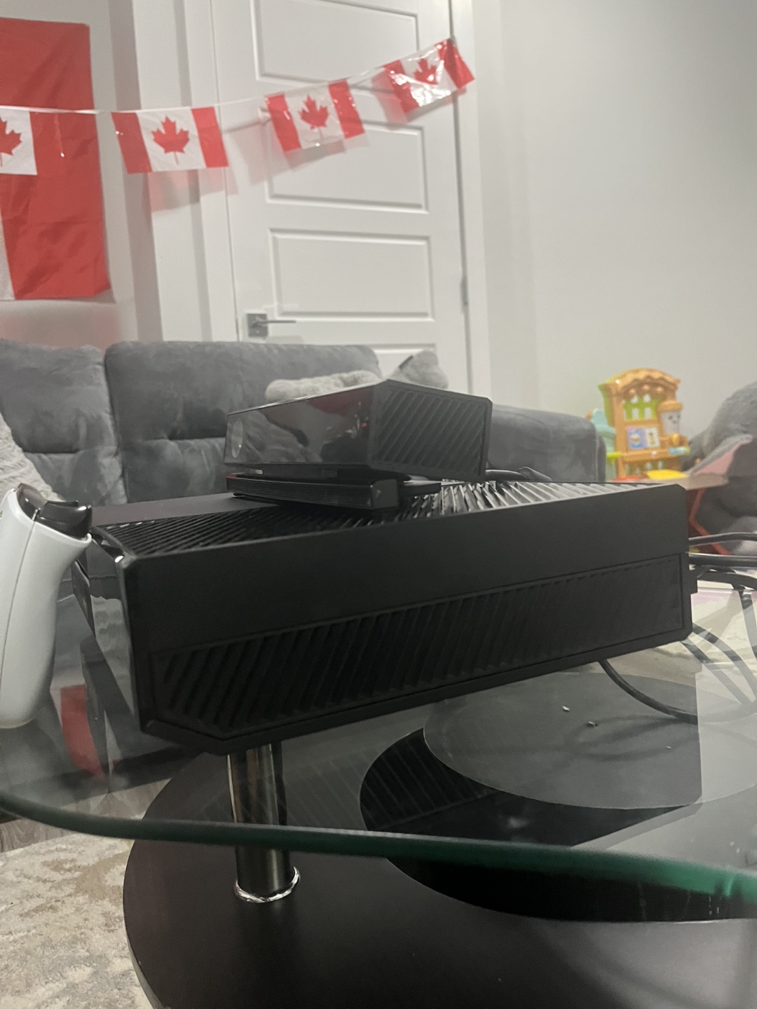 Xbox One with Kinect and Games - photo 3