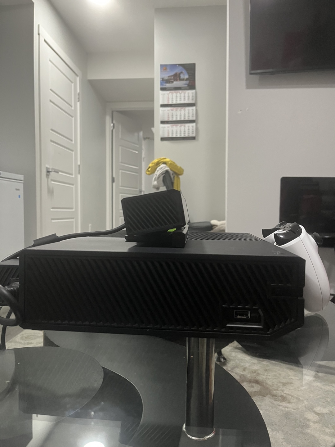 Xbox One with Kinect and Games - photo 4