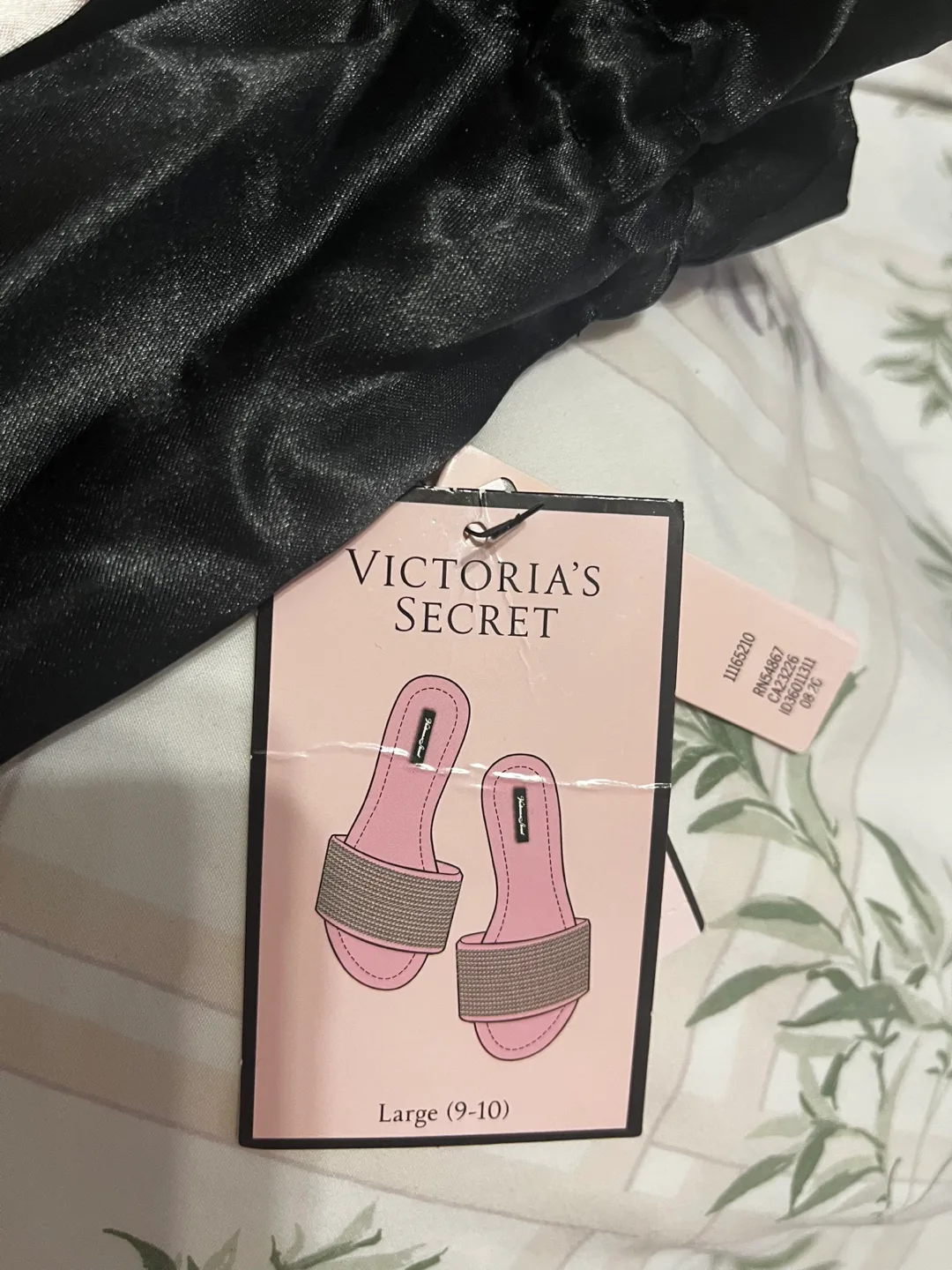 BNWT Victoria Secret Pink Velvet Slides with Rhinestone Detail image indicator(6)