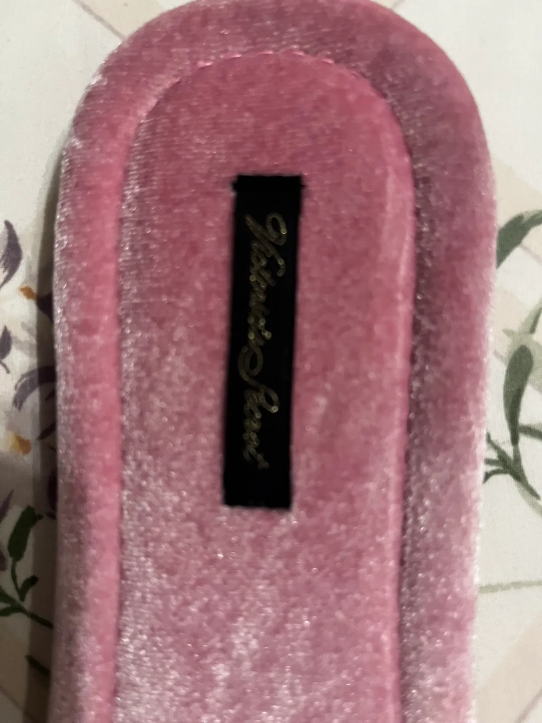 BNWT Victoria Secret Pink Velvet Slides with Rhinestone Detail image indicator(4)