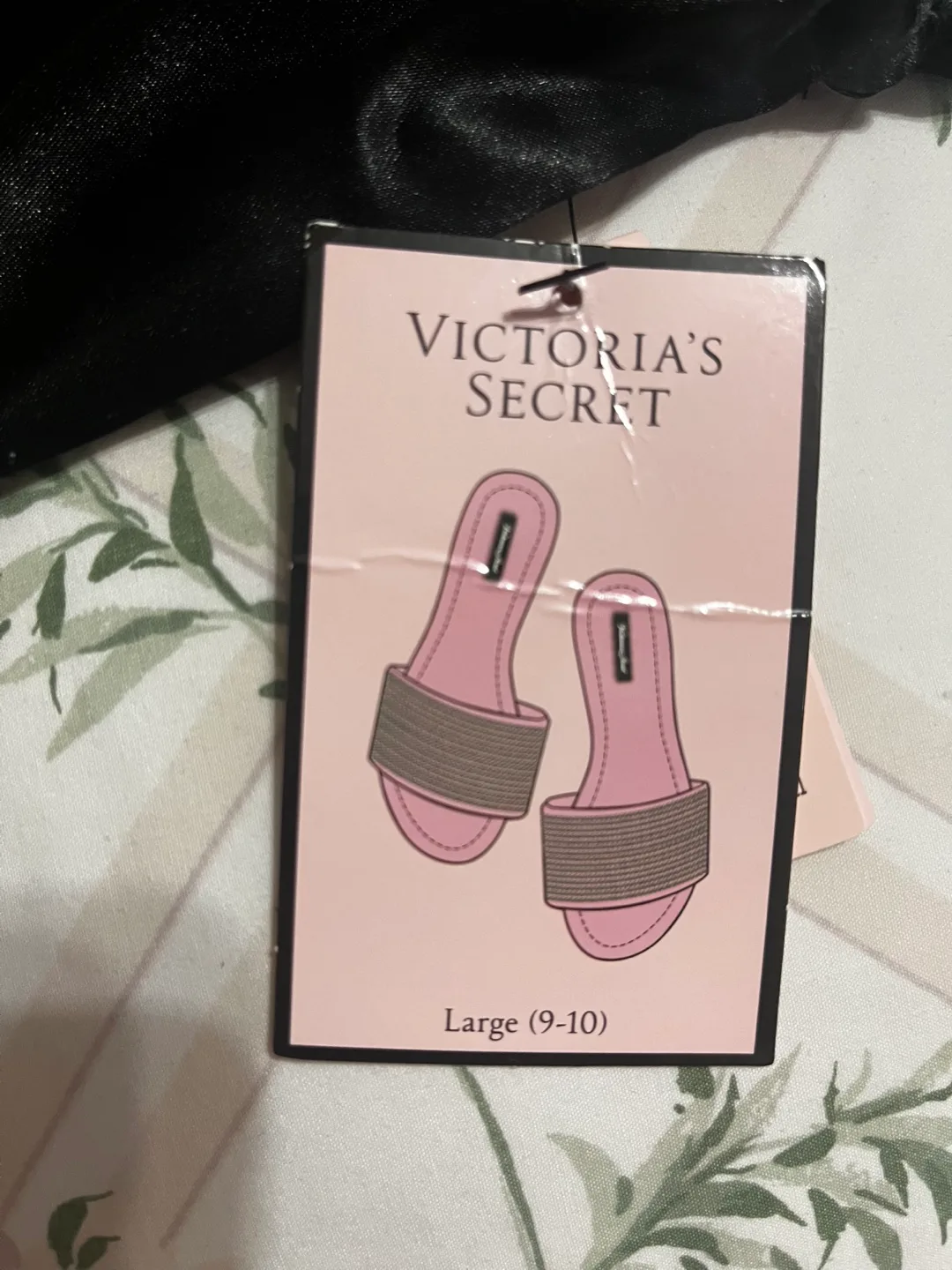 BNWT Victoria Secret Pink Velvet Slides with Rhinestone Detail image indicator(8)