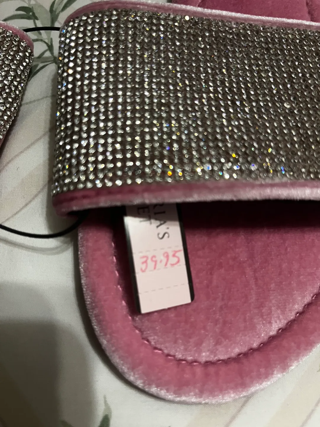 BNWT Victoria Secret Pink Velvet Slides with Rhinestone Detail image indicator(10)