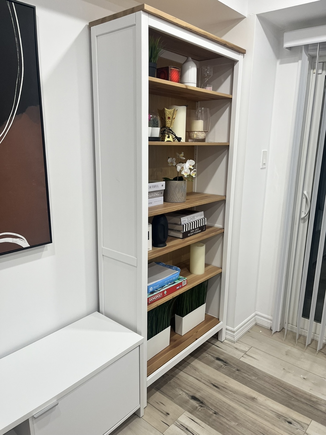 White and wood bookcase