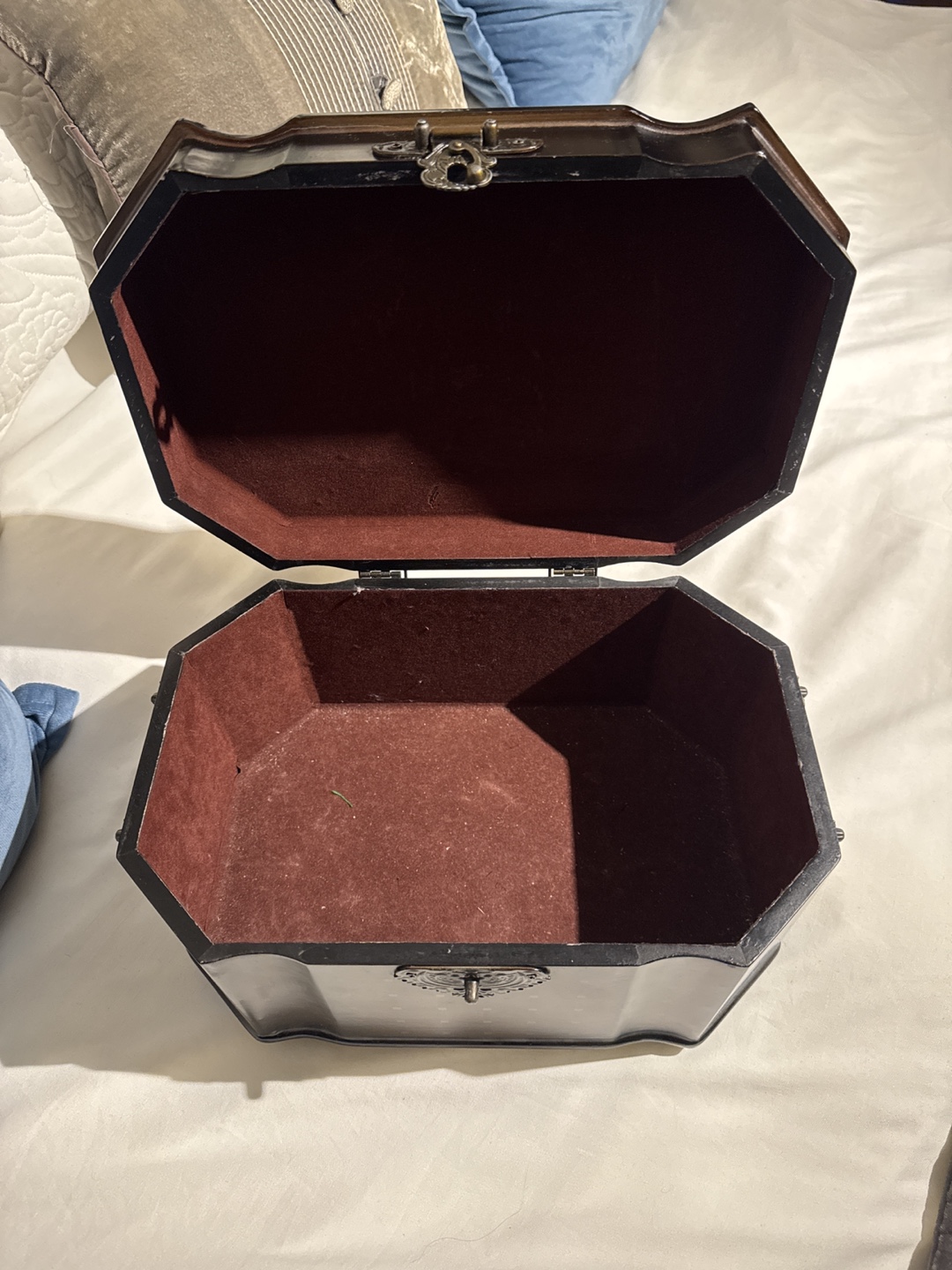Octagonal Wooden Jewellery Box - photo 2