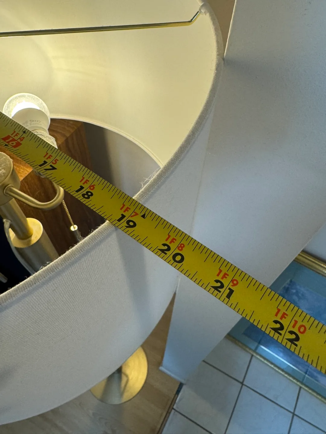 Modern Floor Lamp with White Shade( one side not working) image indicator(2)