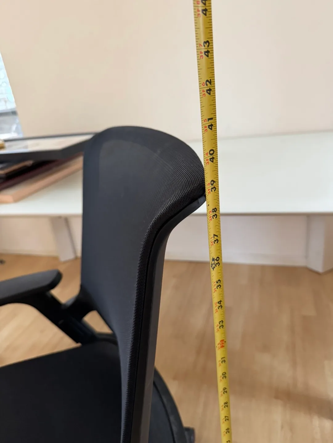 Black Mesh Office adjustable chair image indicator(3)