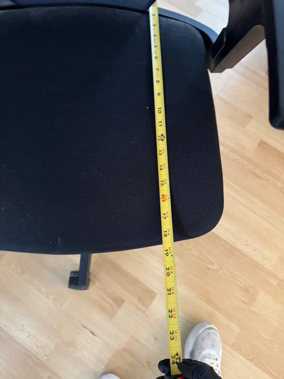 Black Mesh Office adjustable chair image indicator(5)