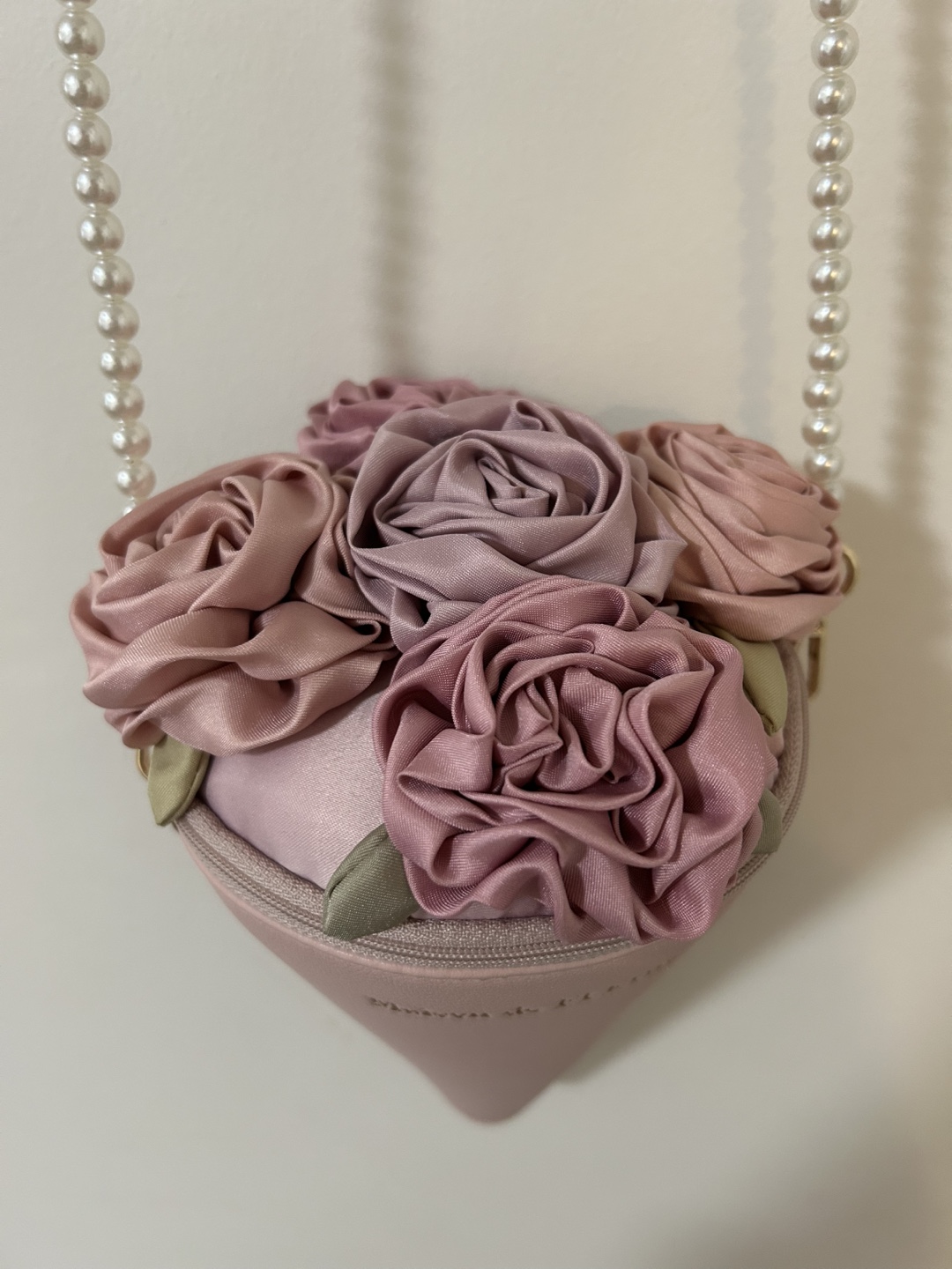 Adorable Pink Rose Bouquet Shoulder Bag - photo 3