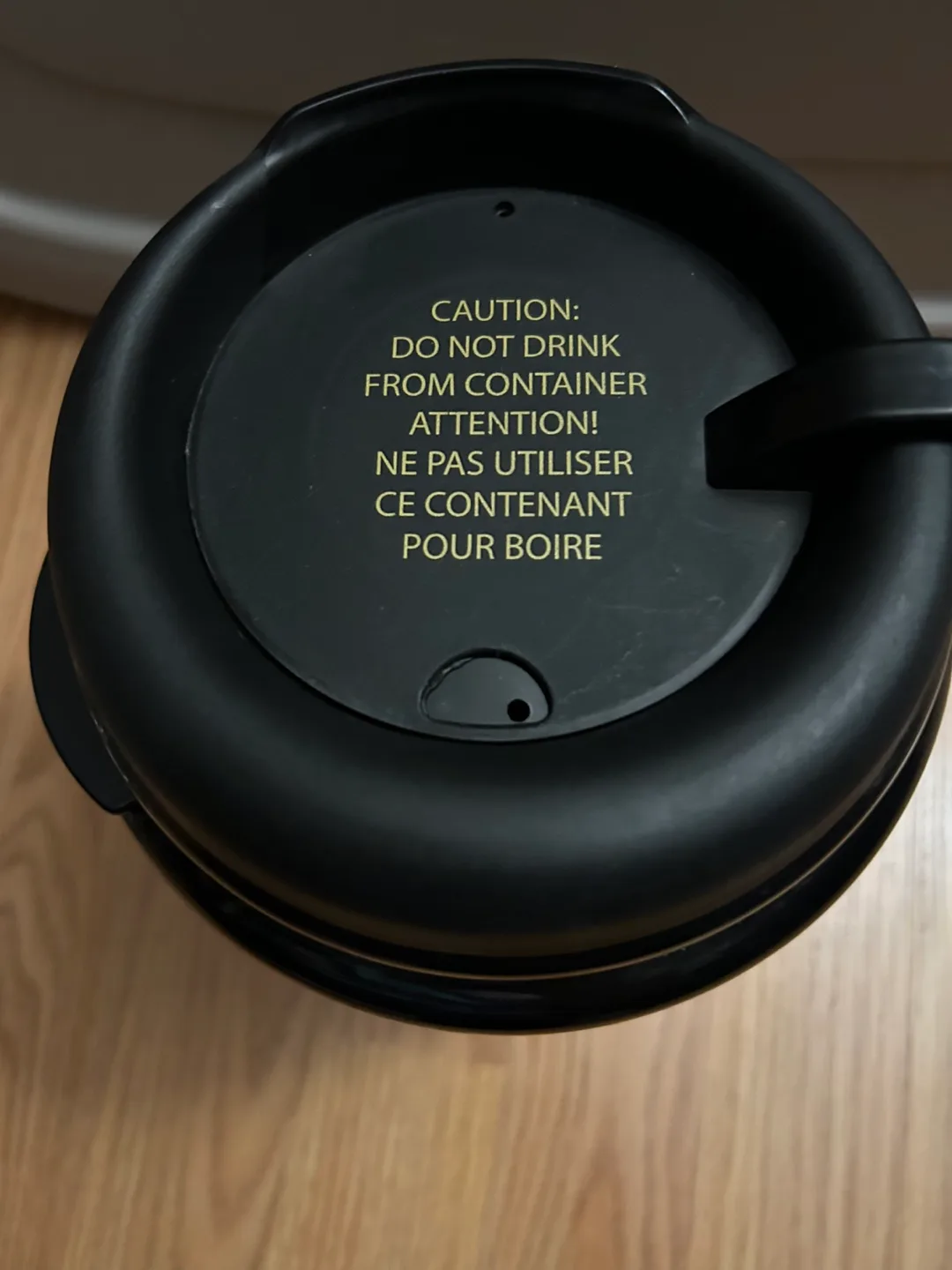 Tim Hortons Large Travel Mug 64oz image indicator(4)