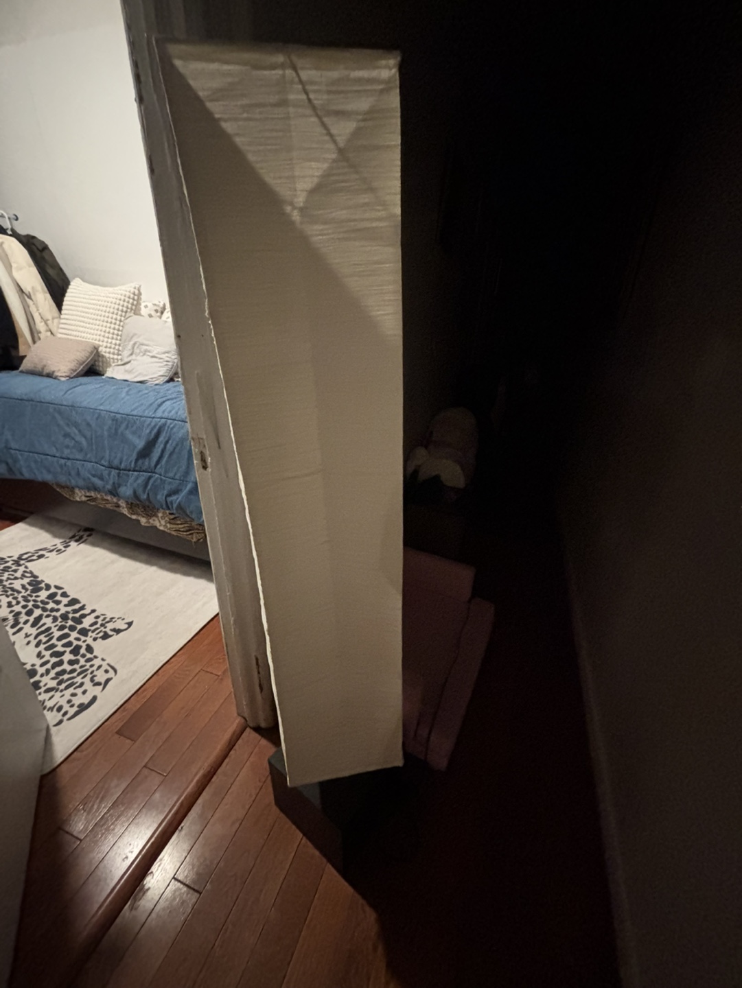 Tall Cream Floor Lamp with Wooden Base - photo 2