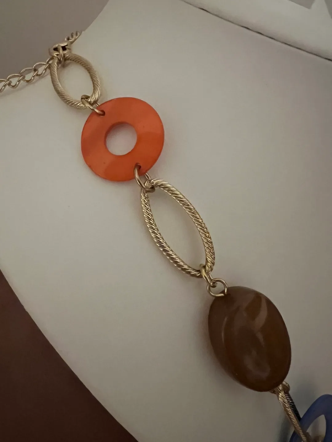 Multi Coloured Resin & Gold Chain Necklace image indicator(3)