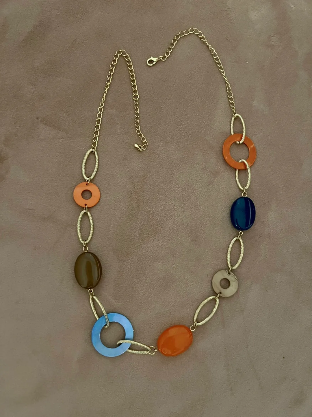 Multi Coloured Resin & Gold Chain Necklace image indicator(5)