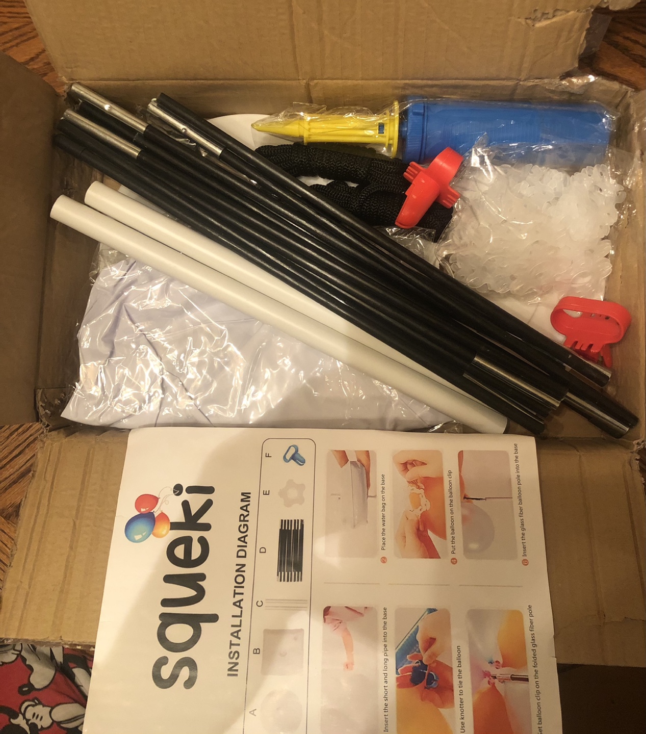 Squeakie Balloon Arch Kit New in Box 9.5 ft - photo 2
