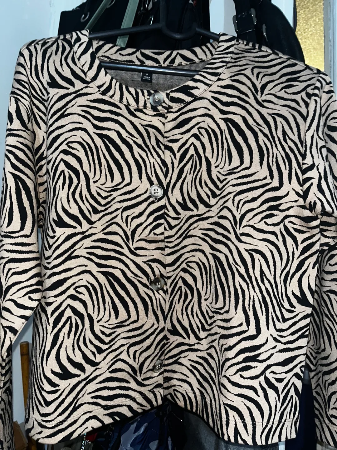 BNWT Ann Taylor Women's Zebra Print Cardigan image indicator(2)