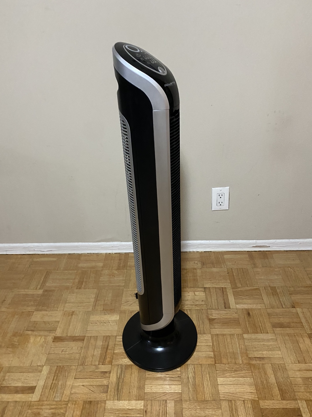 Rowenta  Oscillating Tower Fan - photo 2
