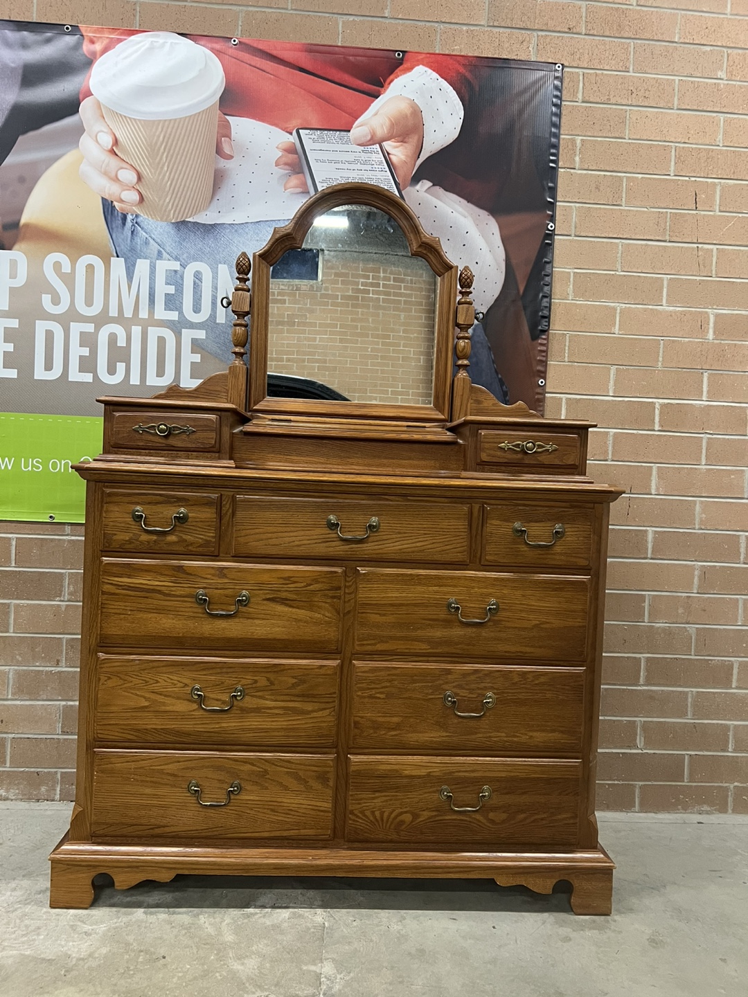 Thomasville Vintage Wooden Dresser with Mirror