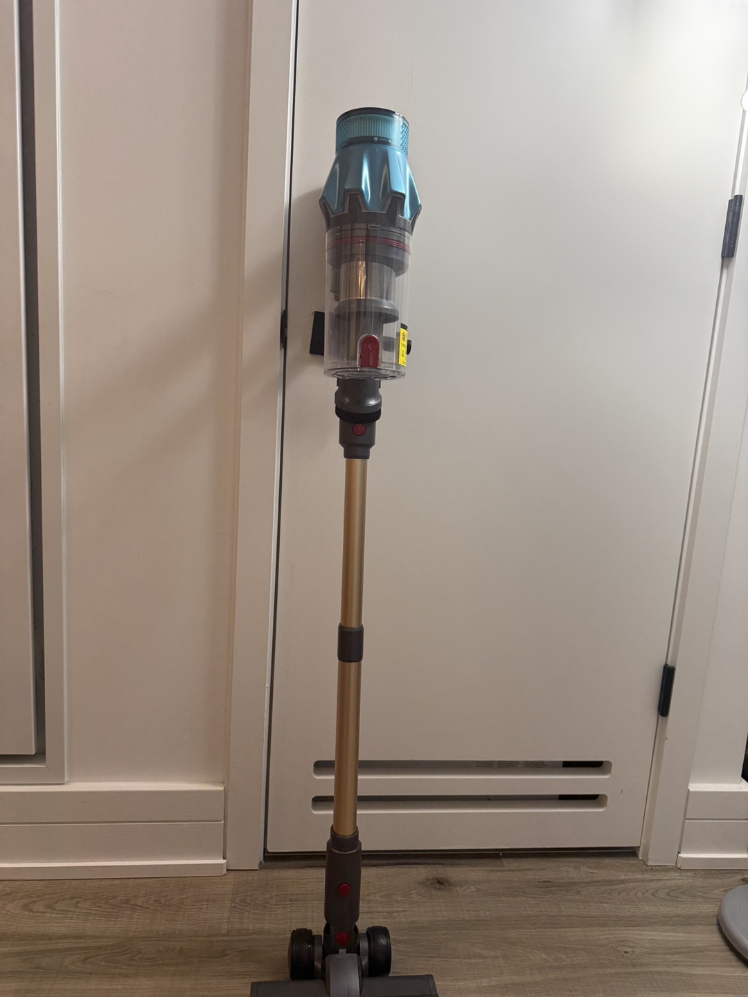 Cordless Stick Vacuum Cleaner with Multiple Attachments - photo 4