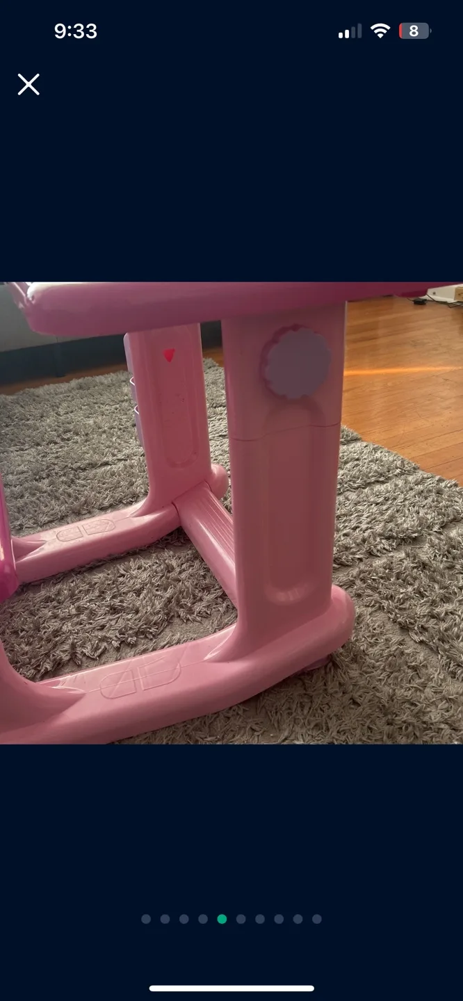 Disney Minnie Mouse Draw and Play Desk image indicator(5)