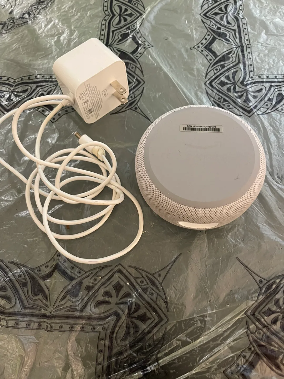 Amazon Alexa Echo Dot (3rd Gen) - White image indicator(2)