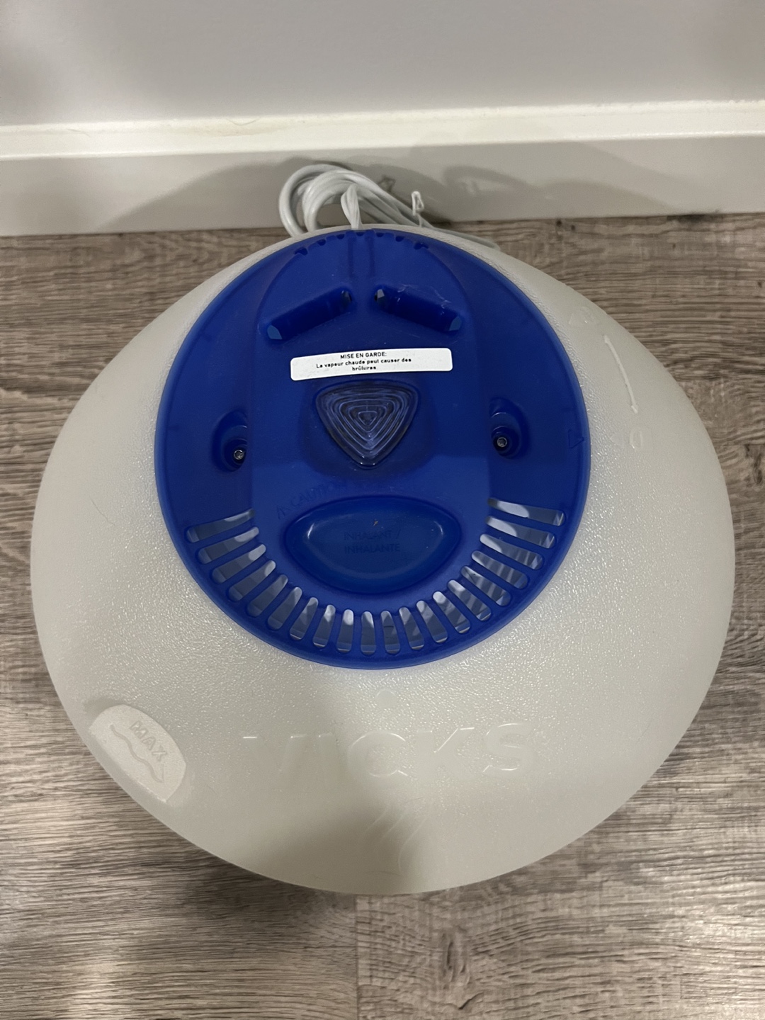 Vicks Warm Mist Humidifier - photo 3