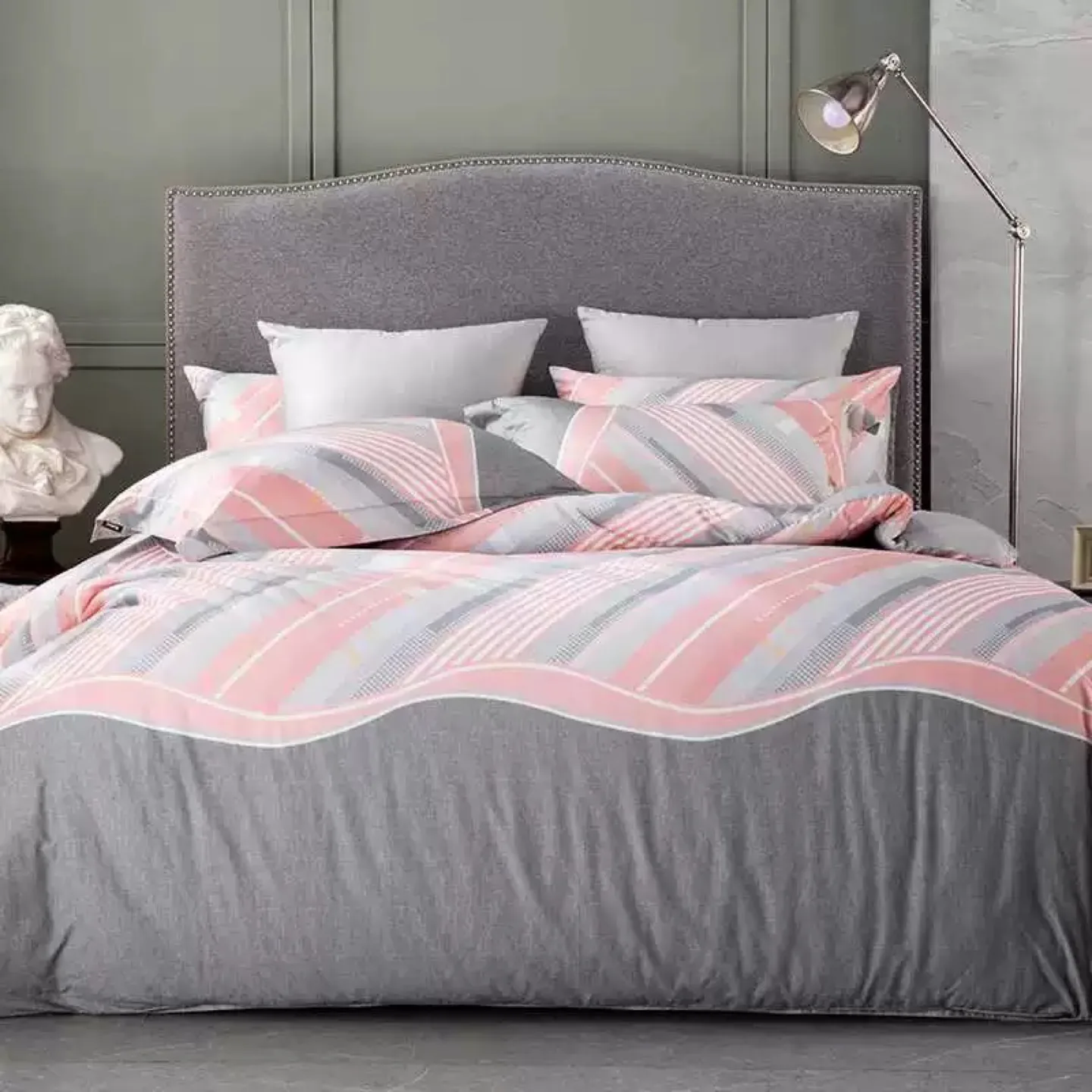 3-Piece Bedding Set - Floral & Plaid Designs image indicator(6)