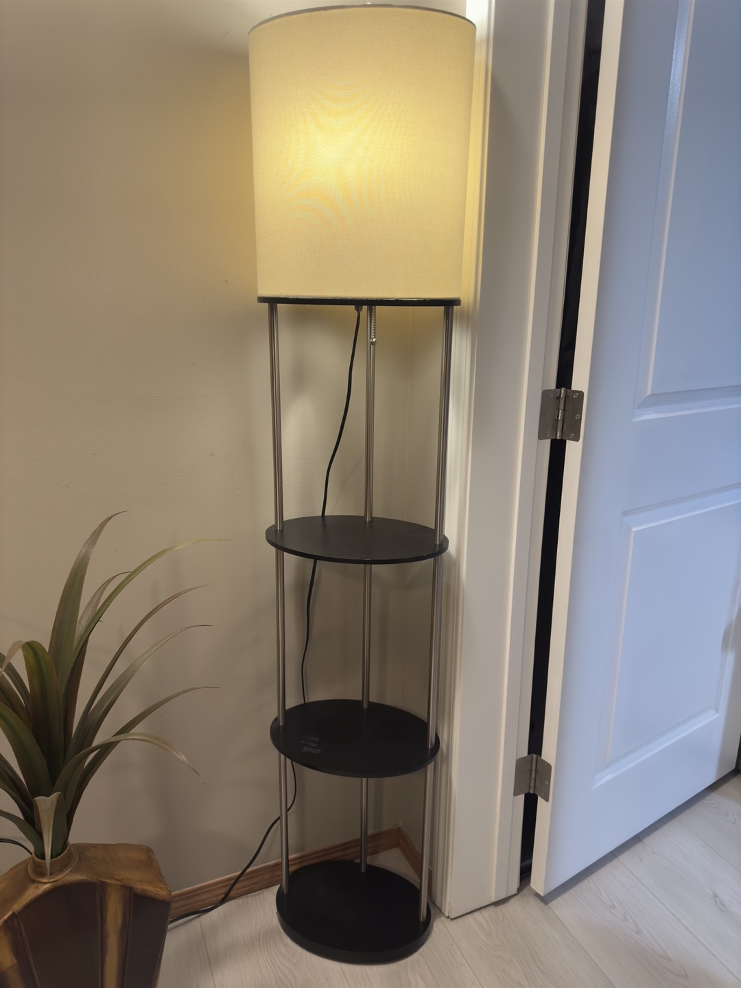 Floor Lamp with 3 Shelves