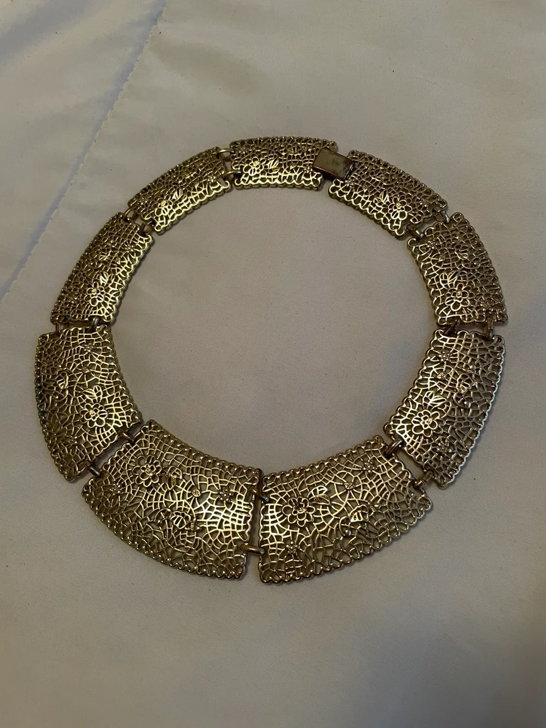 Gold-tone Filigree Collar Necklace image indicator(2)