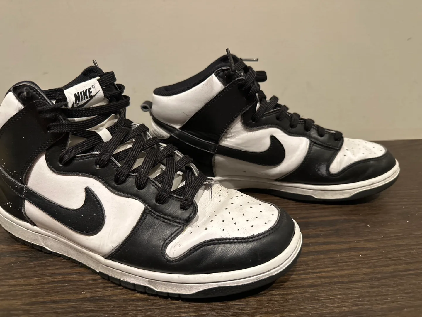 Nike Dunk High Black and White image indicator(4)