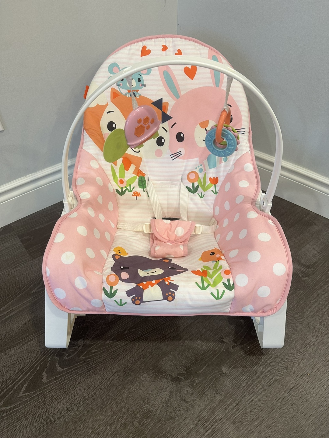 Fisher-Price Soothing Vibrating Rocking Chair