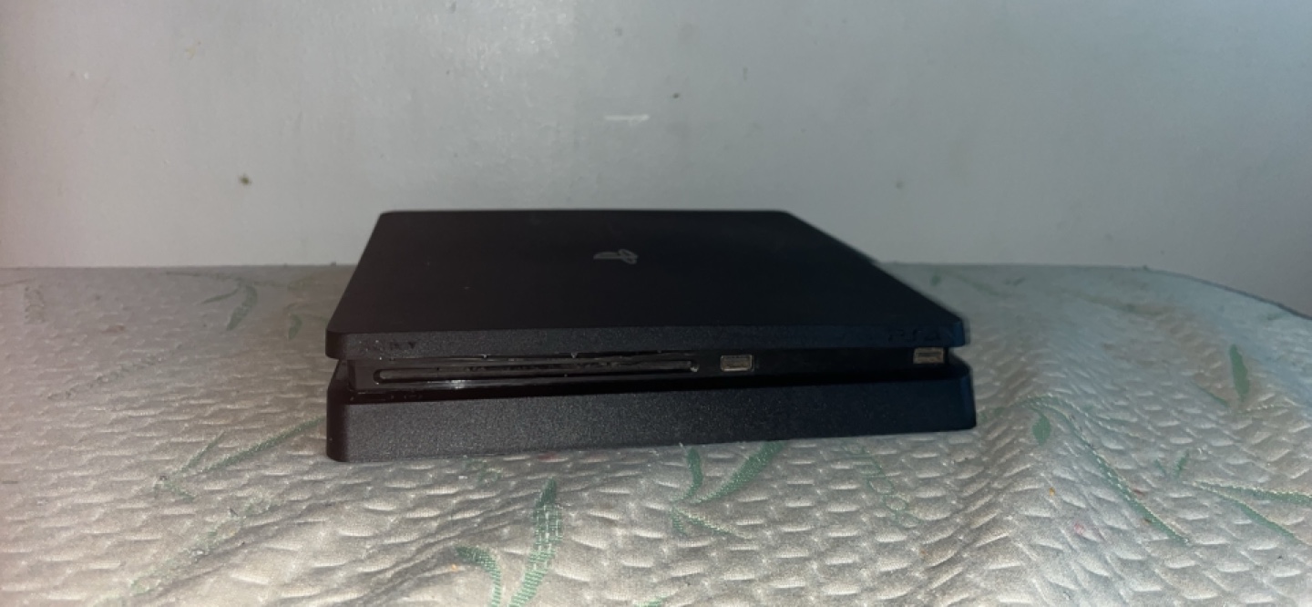 PS4 Slim Console - photo 2