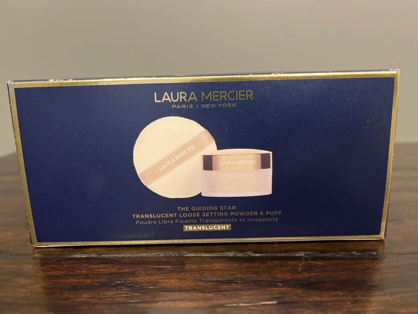 Laura Mercier Loose Translucent Powder & Puff image indicator(2)