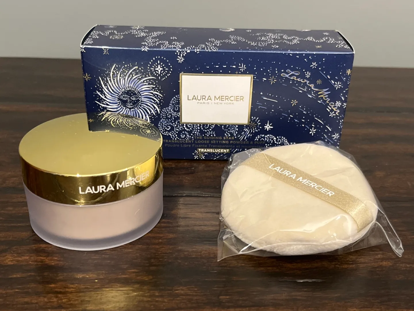 Laura Mercier Loose Translucent Powder & Puff image indicator(3)