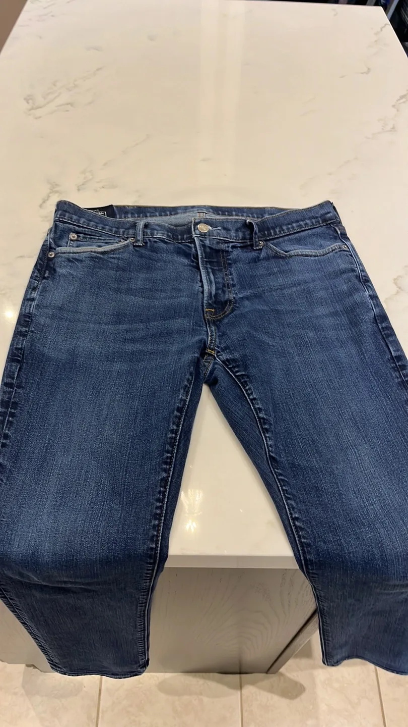 Men's Dark Wash Slim Straight Jeans image indicator(5)